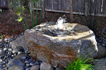 Load image into Gallery viewer, Rock fountain using a Solariver Solar Water Pump Kit
